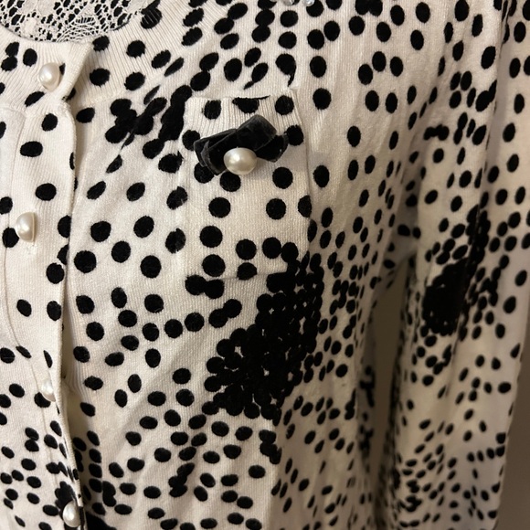 Tuzzi Cardigan (Size 10/Medium) - Picture 4 of 9